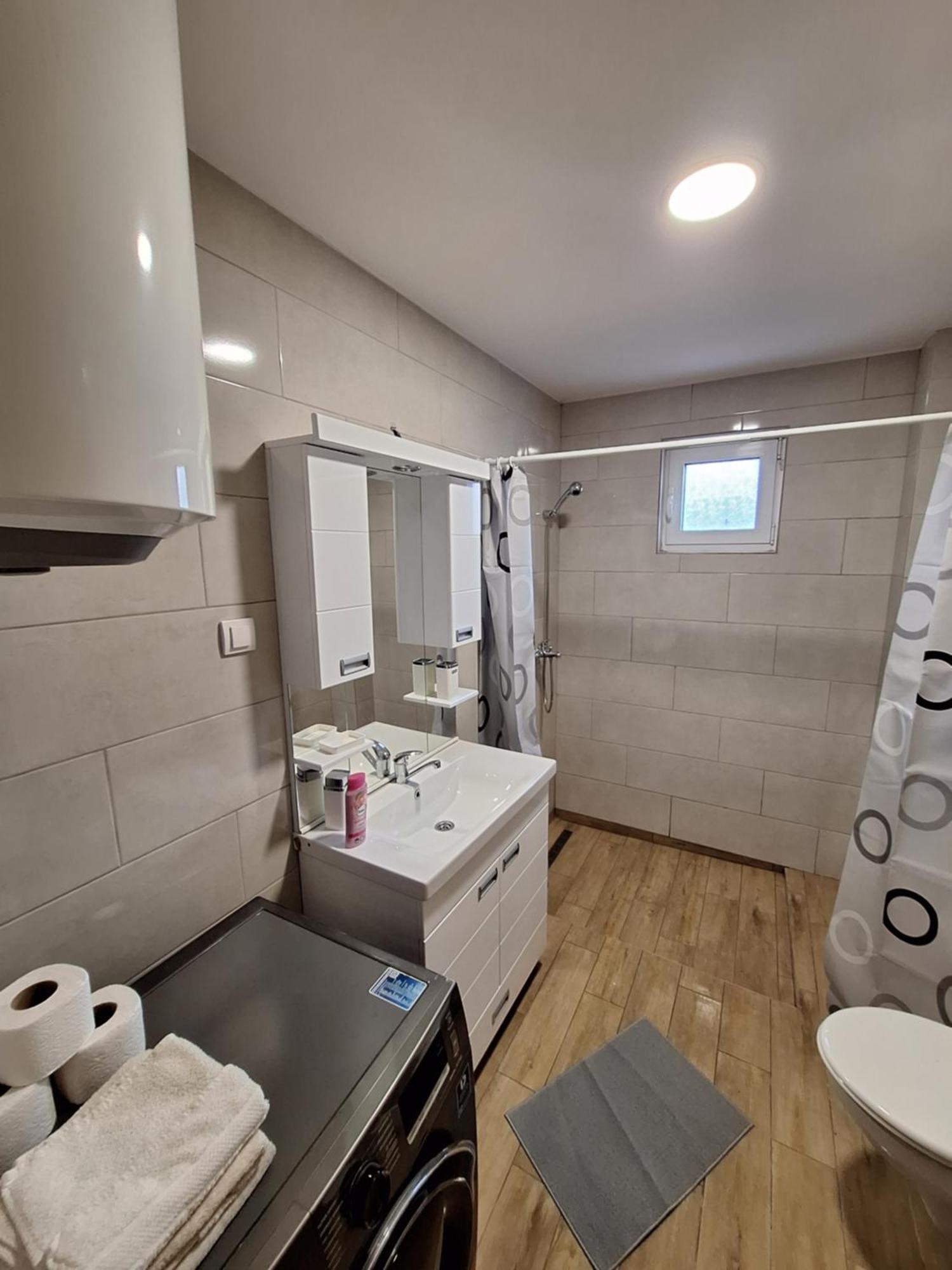 Apartment Expo Airport *