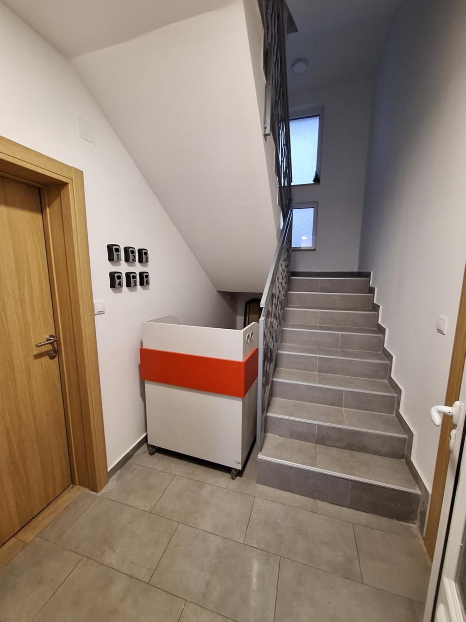 Apartment Expo Airport